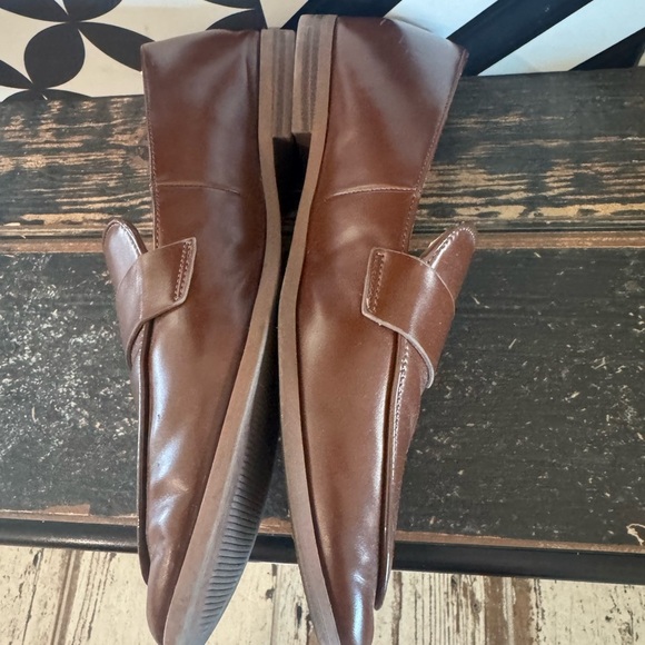 ANN TAYLOR women’s Brown Leather penny  Loafers- get this season’s hottest shoe🤎 - Picture 4 of 7